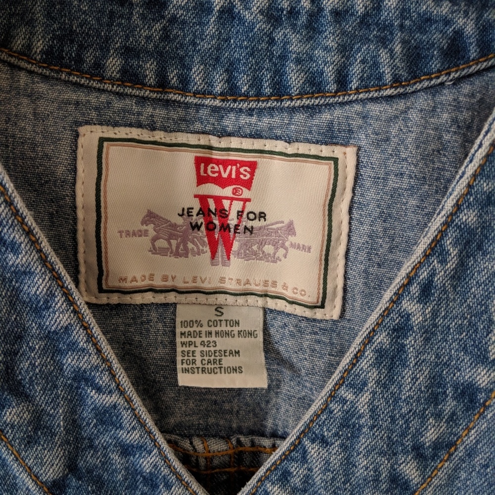Vintage Levi's denim vest - Picture 2 of 4